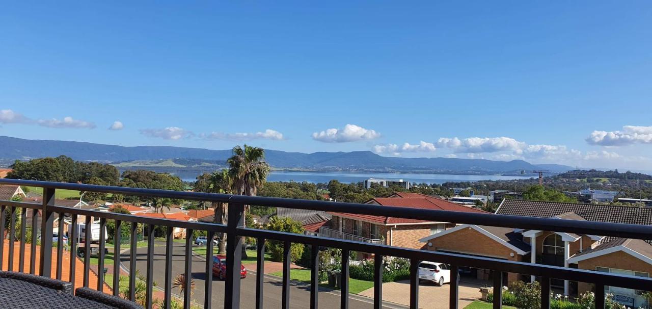 Holiday home Shellharbour. Ocean, And Mountain View